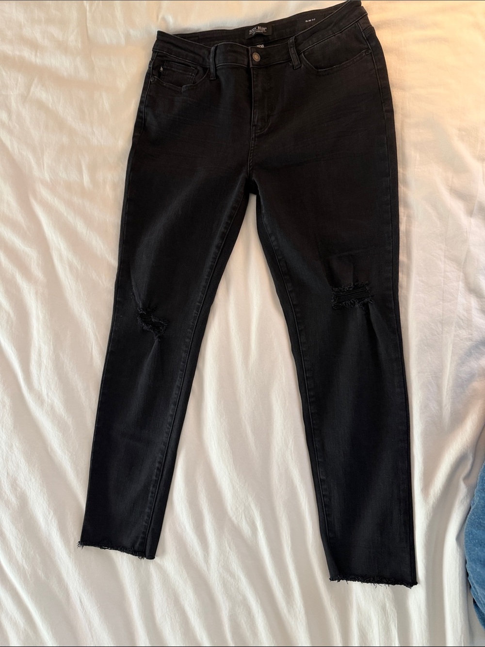 Judy Blue Black Distressed Slim Fit Jeans